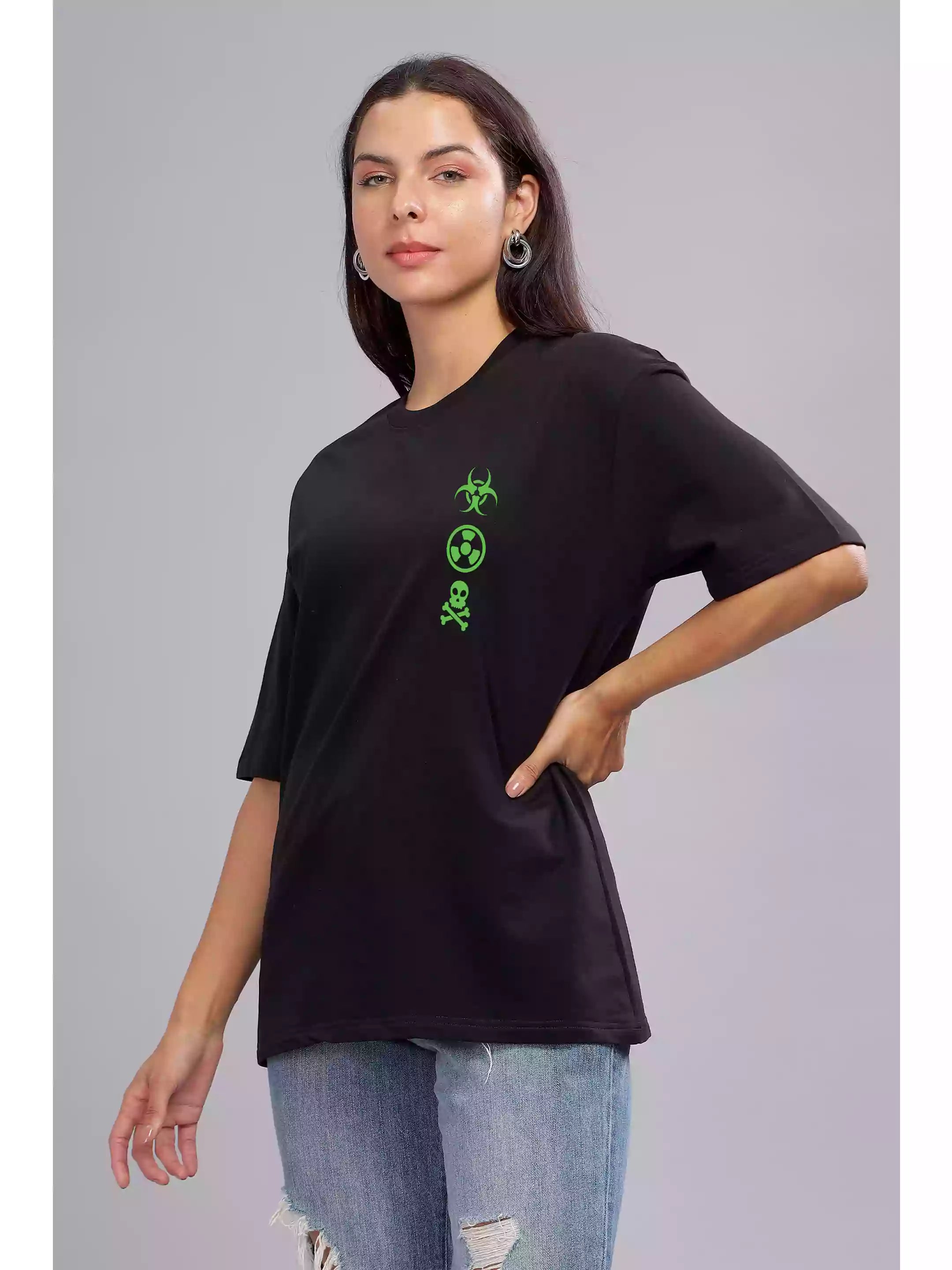 Toxic - Sukhiaatma Unisex Oversized T-shirt