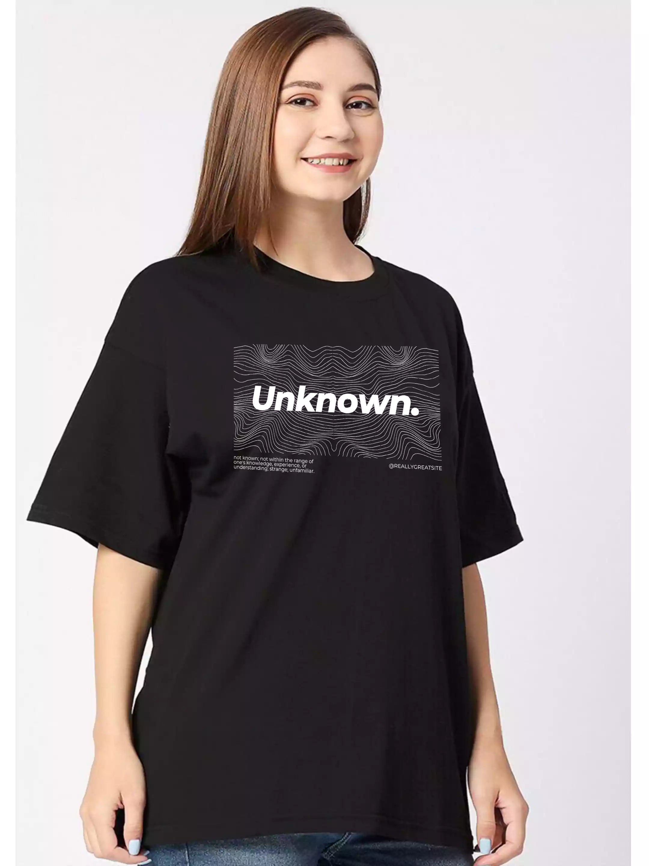 Unknown - Sukhiaatma Unisex Oversize T-shirt