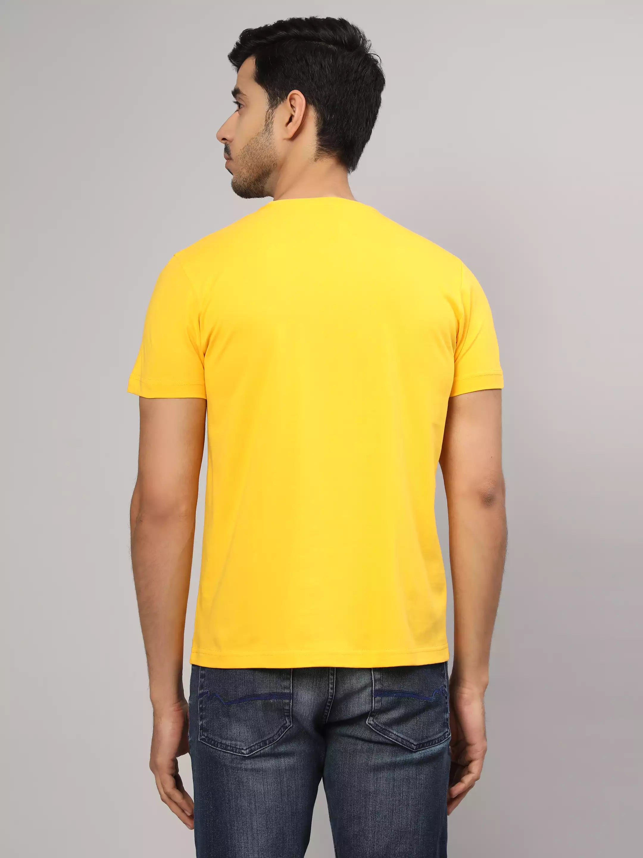 Man with plan - Sukhiaatma Unisex Graphic Printed Yellow T-shirt